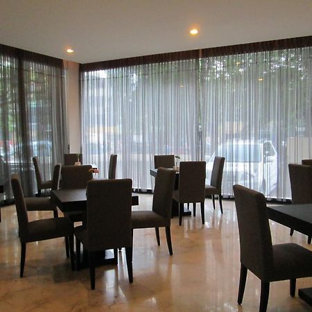 N3 Hotel Джакарта Экстерьер фото